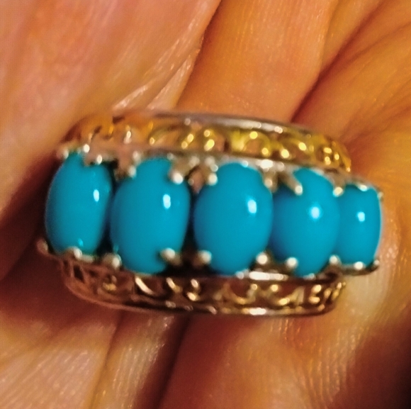 Sleeping Beauty Turquoise Ring in Vermeil YG and Platinum Over Sterling Silver - Picture 3 of 9